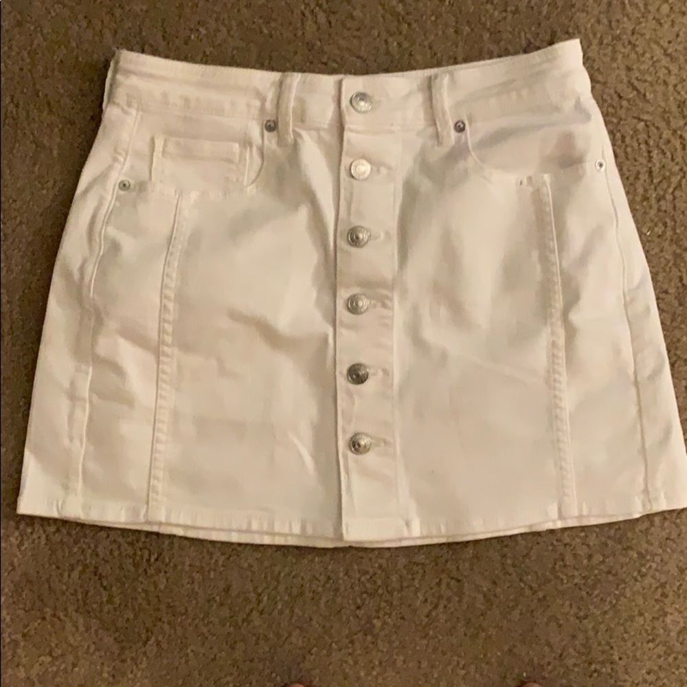 White AE size 8 jean skirt